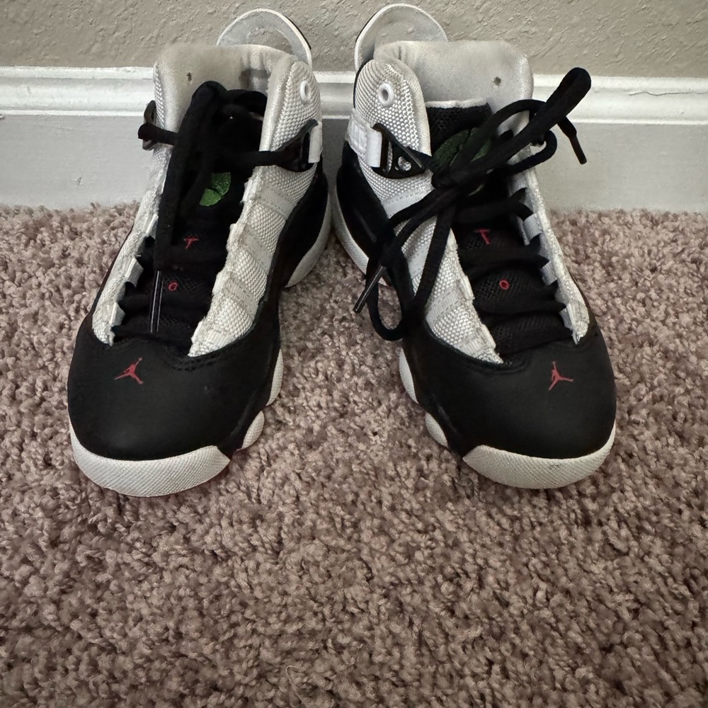 Jordan 6 Rings - Picture 6 of 7
